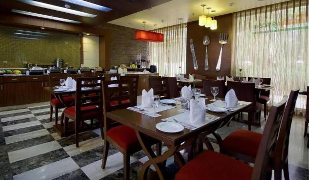 Hotel Jivitesh Delhi  Exterior photo